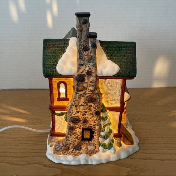 Vtg Holiday Time Dormitory School College Christmas Village House Light-Up 1999 - Picture 2 of 11